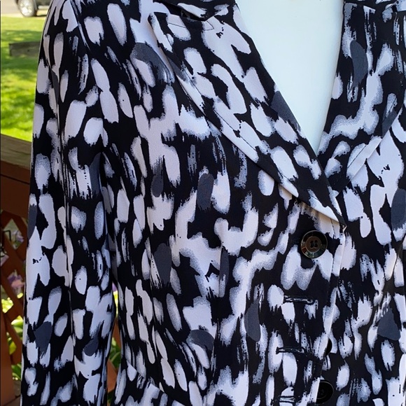 Vintage fashion bug printed jacket - Picture 2 of 4